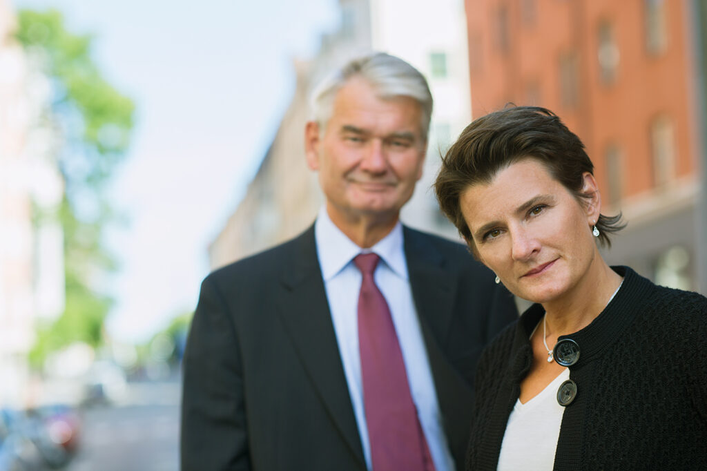 Bild på arbetsrättsadvokaterna Annika Elmér och Anders Elmér